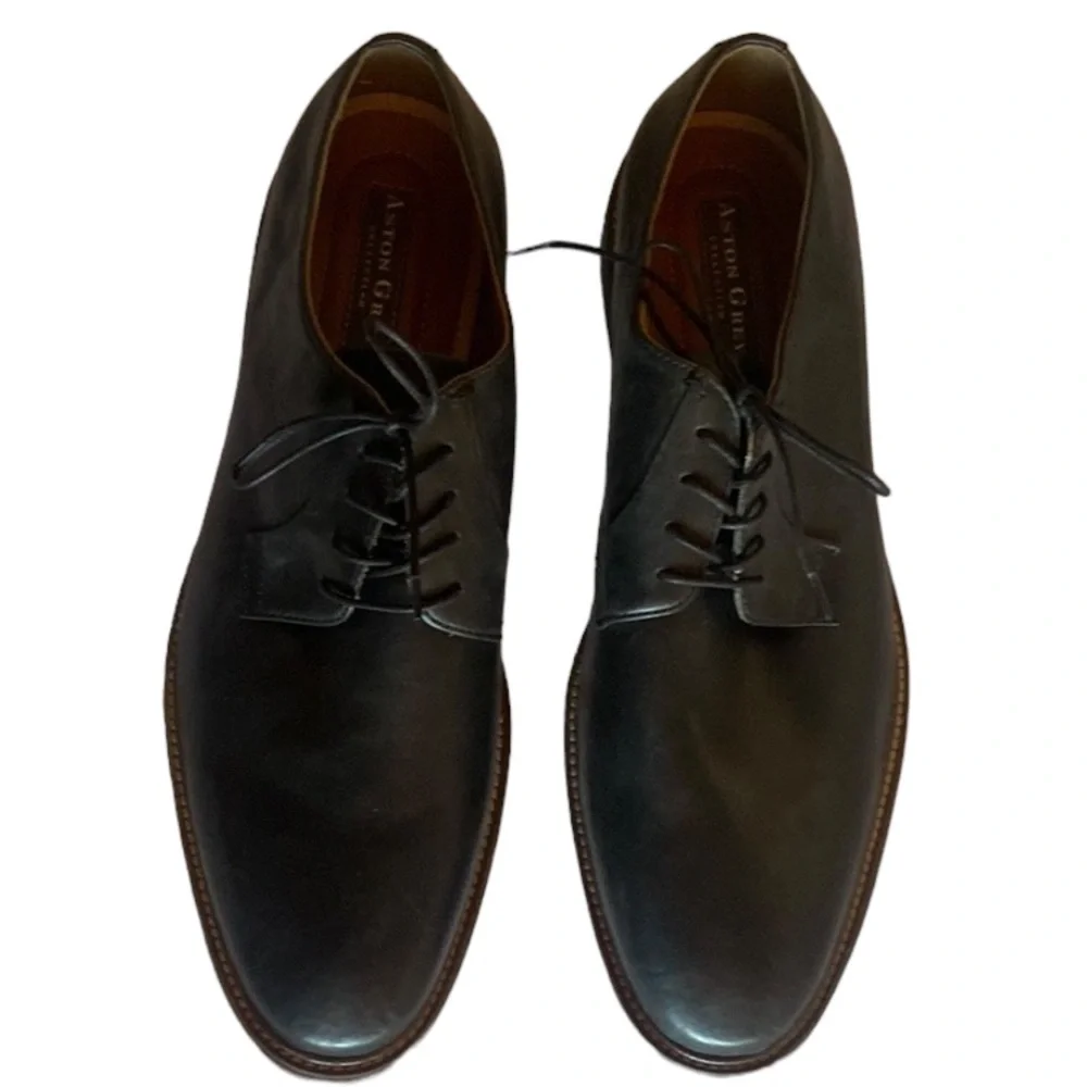 Men’s Austin Grey Collection Leather Dress Shoes in Black Excellent Condition